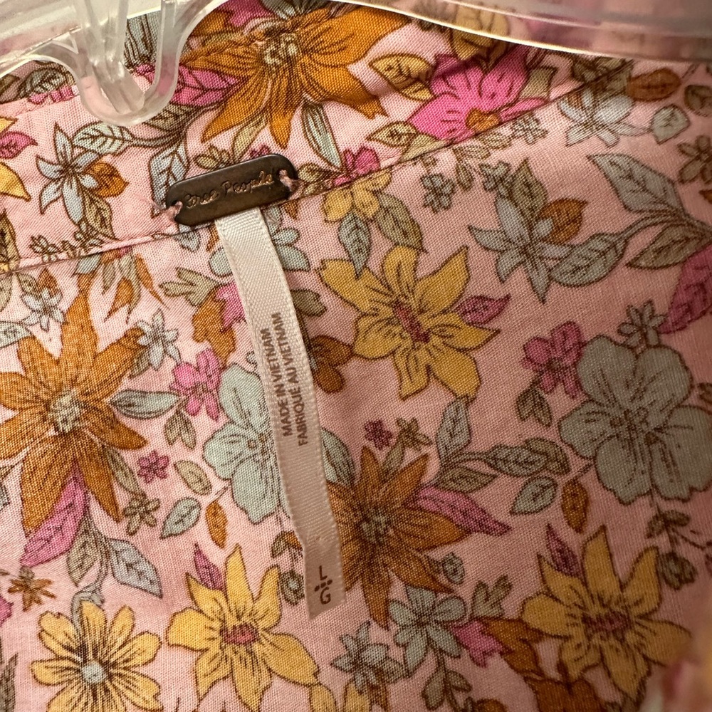 FREE PEOPLE 🌸 BRING IT BACK BLOUSE - Picture 3 of 3